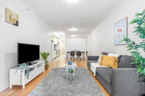 A Chic Studio Right Next to Darling Harbour Sydney